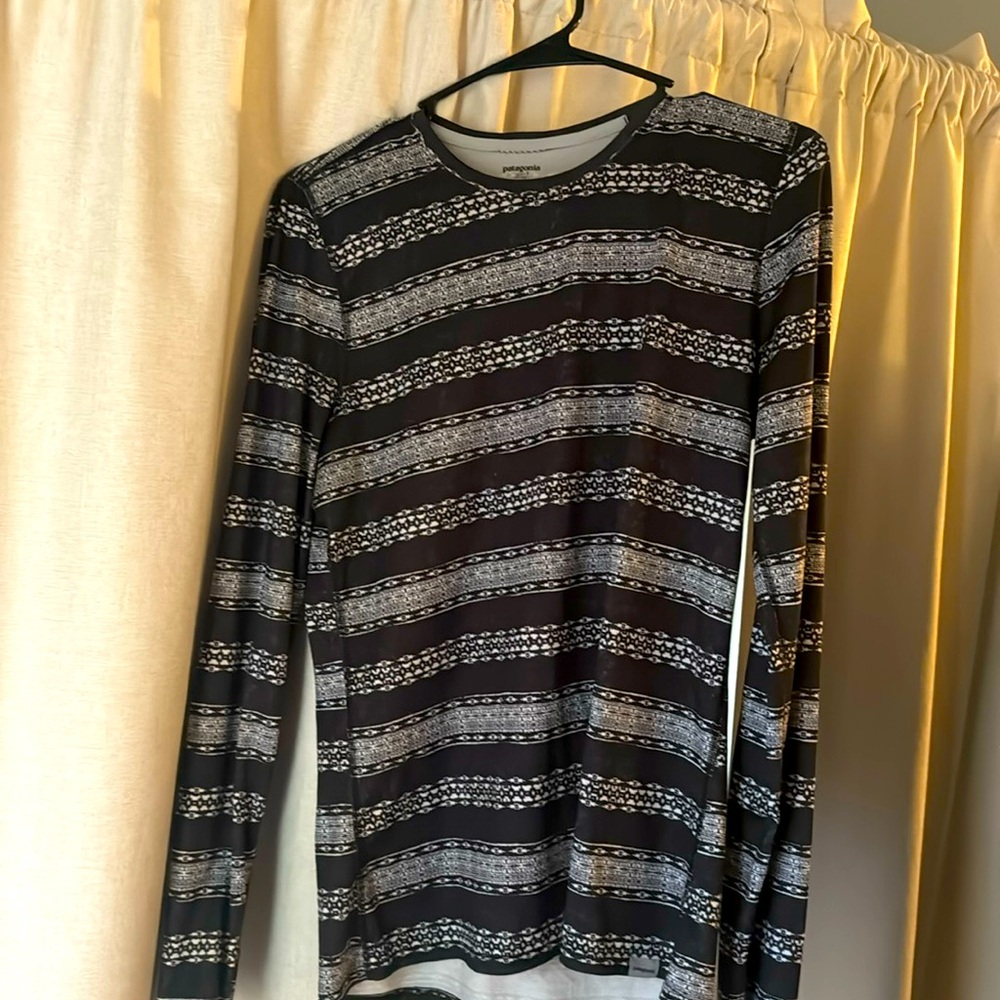 Patagonia long sleeve top
